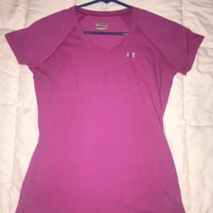 Fuchsia Under Armour tee